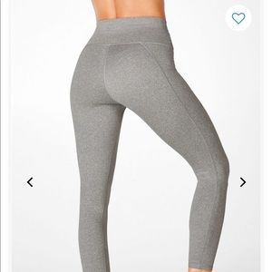 Fabletics Powerhold 7/8 Leggings Grey